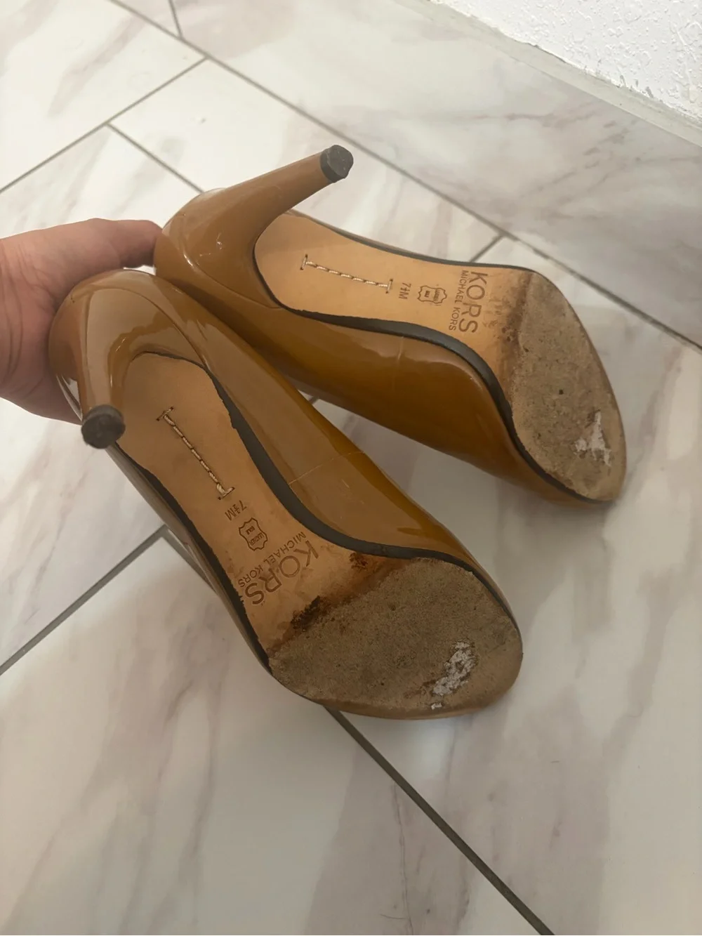 KORS Michael Kors sleek patent